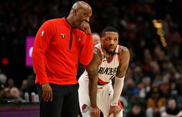 kaiyun-多支东部球队尝试追求利拉德 表哥仍只愿加盟热火